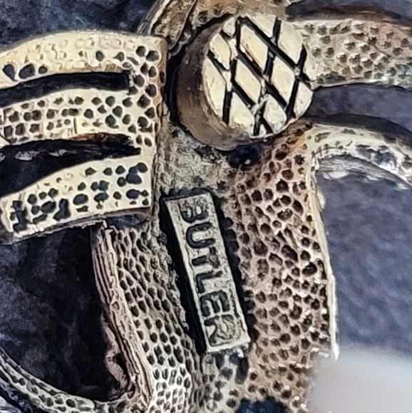 Vtg Butler for FAC (Fifth Avenue Collection) Clip-On Earrings - Picture 6 of 7